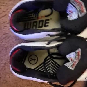 Converse sample pair of D Wade on court first sneaker size 9.5 50 pairs made!! WADE 1 – duanealawrence main image 3